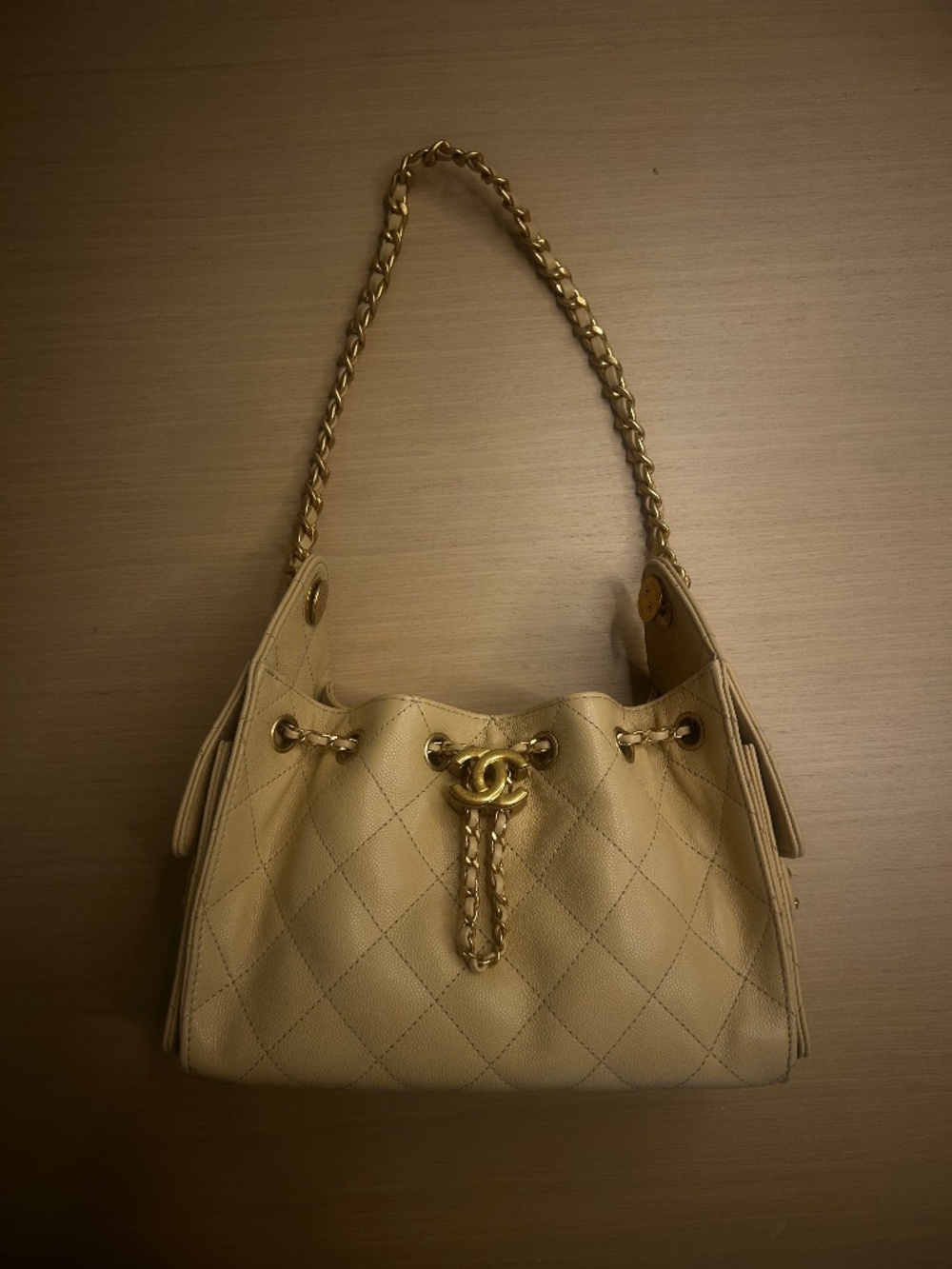 Chanel 25 Mini Hobo Bag beige grained calfskin w/gold hardware - Worn Once!